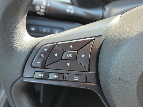 Used 2025 Nissan Altima 2.5 S FWD image 21