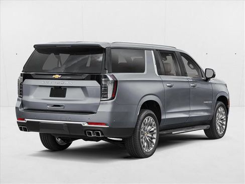 New 2026 Chevrolet Suburban High Country image 2