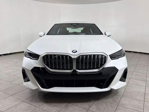 New 2026 BMW 530i w/ M Sport Package RWD image 6