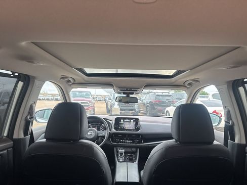 Certified 2023 Nissan Rogue SL w/ SL Premium Package image 37