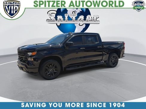 Used 2024 Chevrolet Silverado 1500 Custom w/ Turbomax Blackout Package AWD/4WD image 5
