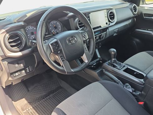 Used 2023 Toyota Tacoma TRD Off-Road w/ Black Out Package (TMS) AWD/4WD image 16