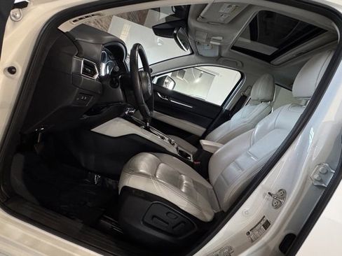 Used 2018 MAZDA CX-5 Grand Touring w/ Premium Package image 14