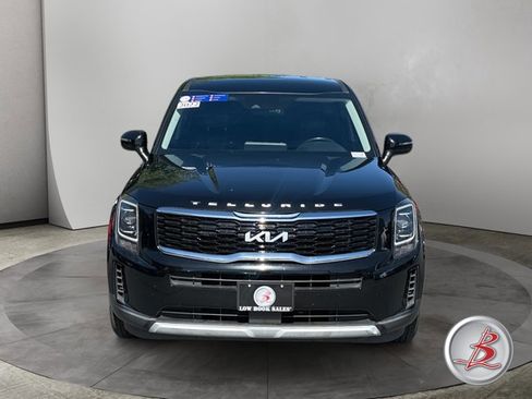 Used 2022 Kia Telluride LX AWD/4WD image 2