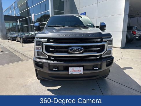 Certified 2022 Ford F250 Platinum AWD/4WD image 4