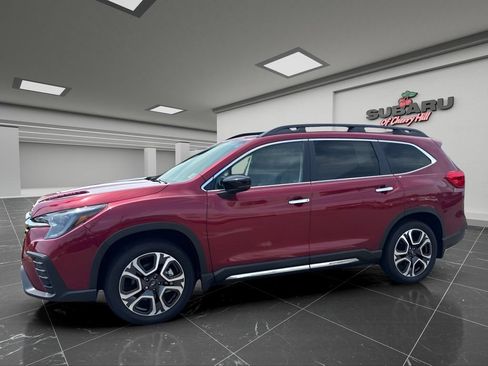 Used 2025 Subaru Ascent Touring AWD/4WD image 7