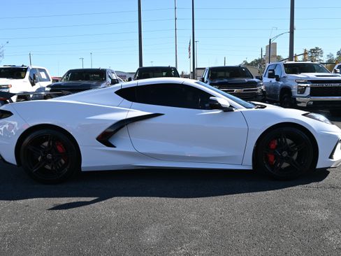 Used 2023 Chevrolet Corvette 1LT w/ Z51 Performance Package image 11