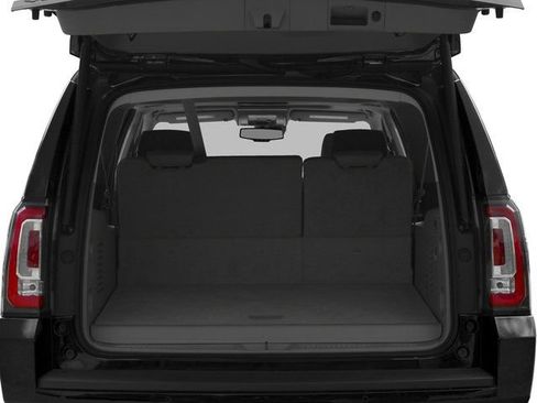 Used 2017 GMC Yukon XL SLT w/ Premium Edition RWD image 16