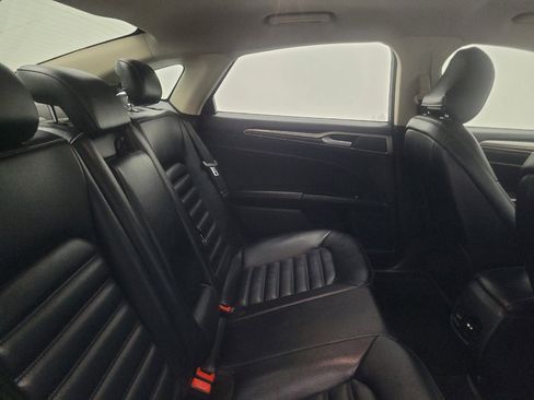 Used 2020 Ford Fusion SEL FWD image 19