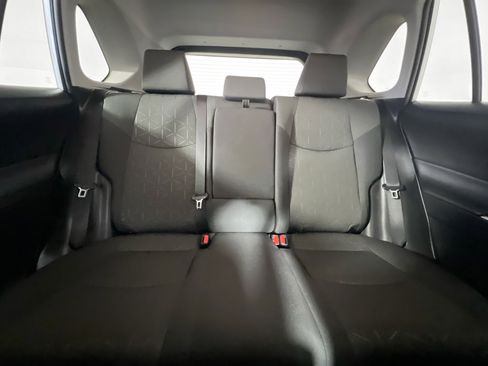 Used 2021 Toyota RAV4 XLE w/ Convenience Package image 33