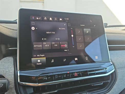 Used 2022 Jeep Compass Latitude image 20