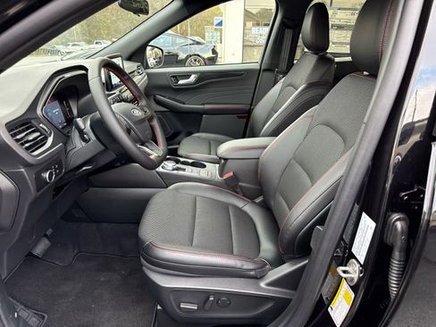 New 2026 Ford Escape ST-Line image 18