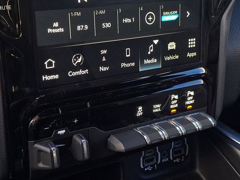 Used 2023 RAM 1500 Big Horn image 15