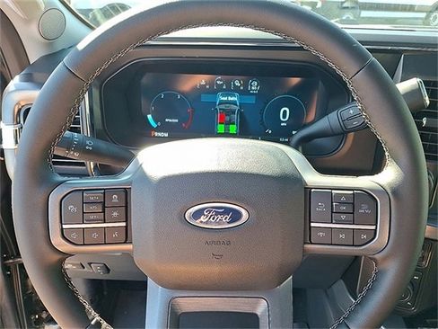 New 2026 Ford F250 Lariat w/ Lariat Ultimate Package image 9