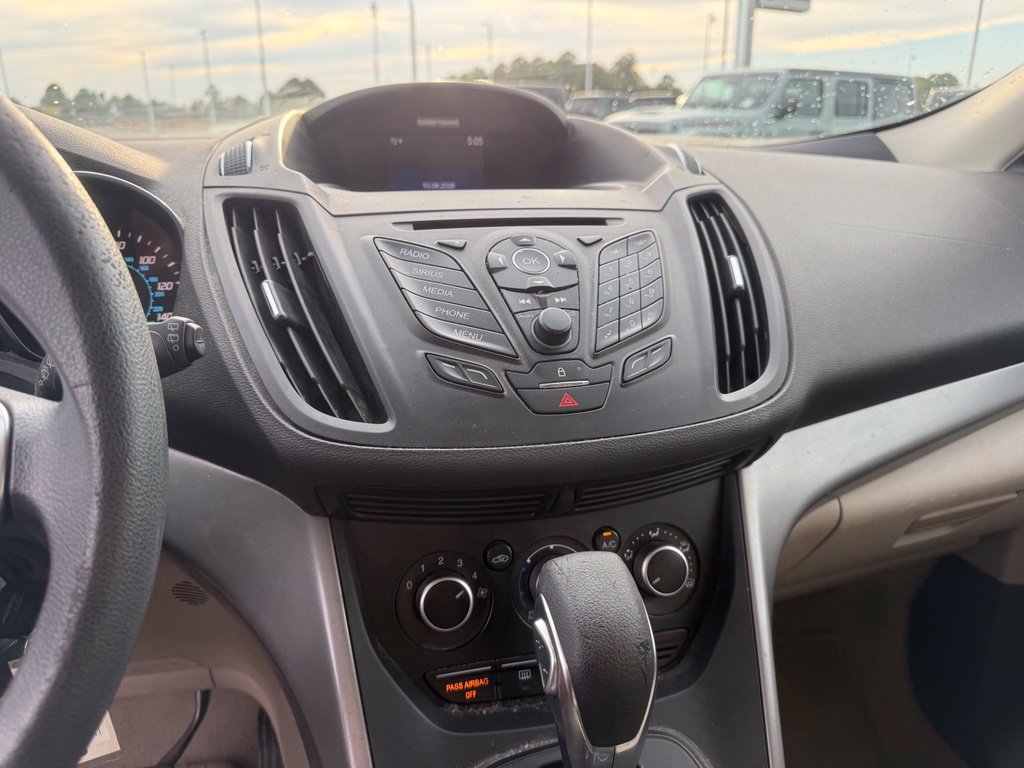 Used 2015 Ford Escape SE FWD image 10