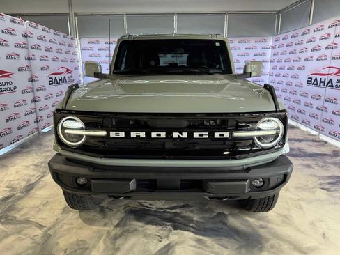 Used 2024 Ford Bronco Outer Banks image 4