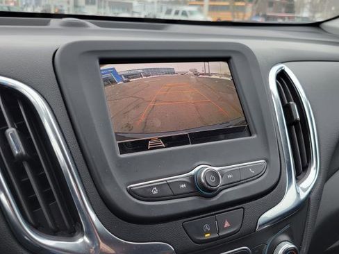 Used 2023 Chevrolet Equinox LT image 18