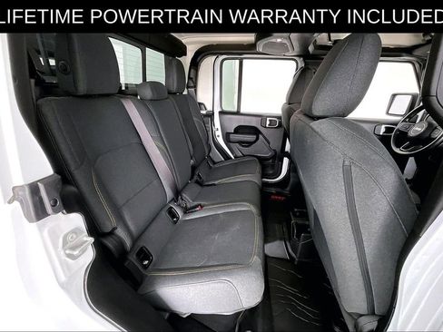 Used 2025 Jeep Gladiator Sport AWD/4WD image 36