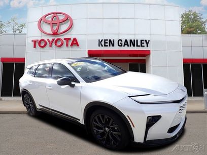 Used 2025 Toyota Crown Signia