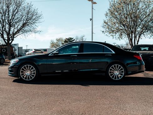 Used 2015 Mercedes-Benz S 550 Sedan image 4