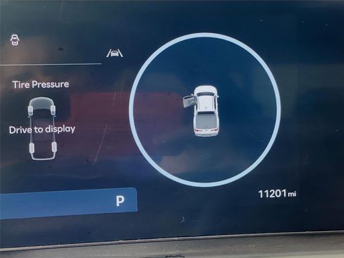 Certified 2025 Hyundai Santa Cruz SEL AWD/4WD image 16