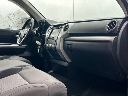 Used 2016 Toyota Tundra SR5 AWD/4WD image 35