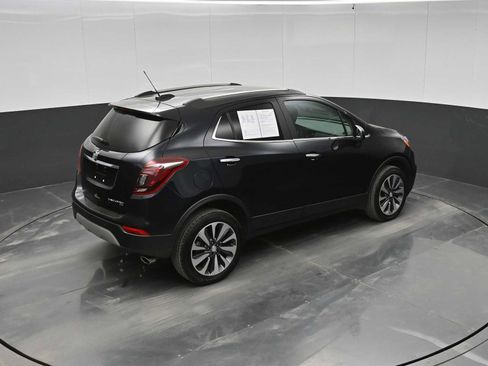 Used 2022 Buick Encore Preferred w/ Safety Package II AWD/4WD image 29