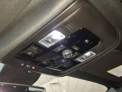 New 2026 GMC Yukon Denali AWD/4WD image 21