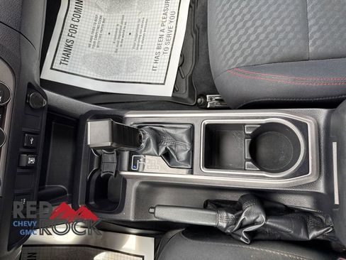Used 2021 Toyota Tacoma SR5 AWD/4WD image 23
