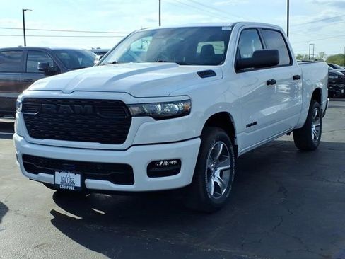 New 2026 RAM 1500 Express AWD/4WD image 2