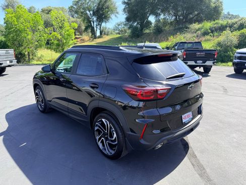 New 2026 Chevrolet TrailBlazer RS w/ Convenience Package FWD image 6