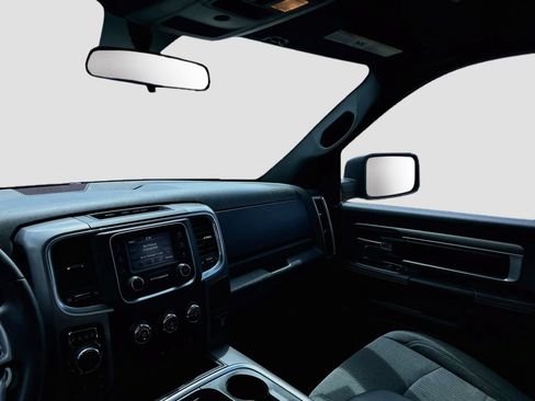 Used 2022 RAM 1500 Warlock AWD/4WD image 21