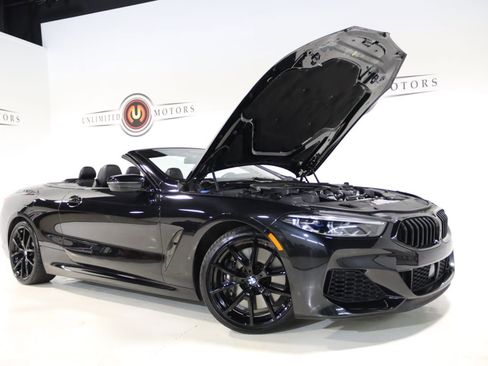 Used 2021 BMW M850i xDrive Convertible image 32