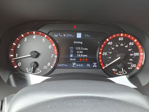 Used 2025 Nissan Frontier PRO-4X w/ Pro Premium Package AWD/4WD image 14