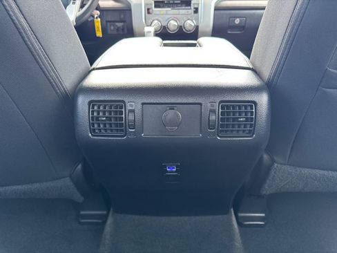 Used 2020 Toyota Tundra SR5 w/ SR5 Upgrade Package RWD image 20