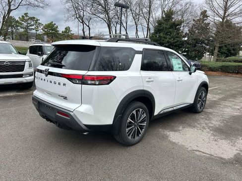New 2026 Nissan Pathfinder Platinum AWD/4WD image 7