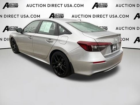 Used 2025 Honda Civic Sport image 19