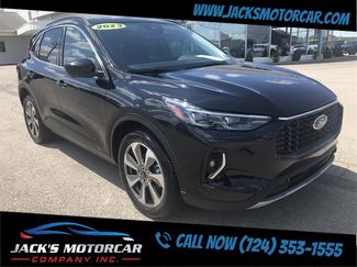 Used 2023 Ford Escape Platinum video 1