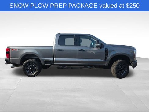 Used 2024 Ford F250 Lariat w/ Sport Appearance Package AWD/4WD image 10