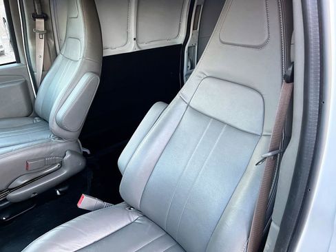 Used 2025 Chevrolet Express 2500 Extended w/ Driver Convenience Package RWD image 20