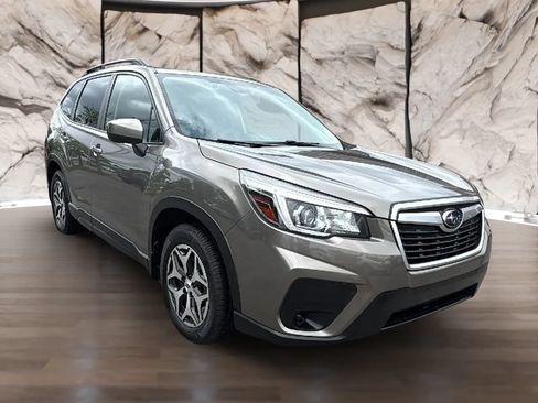 Used 2020 Subaru Forester Premium AWD/4WD image 30