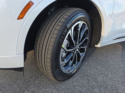 New 2026 Lincoln Nautilus Reserve AWD/4WD image 33