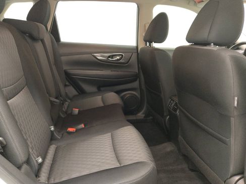 Used 2020 Nissan Rogue SV w/ Sun & Sound Touring Package FWD image 19
