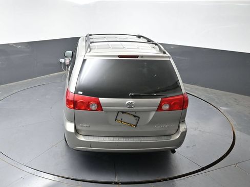 Used 2008 Toyota Sienna FWD image 19