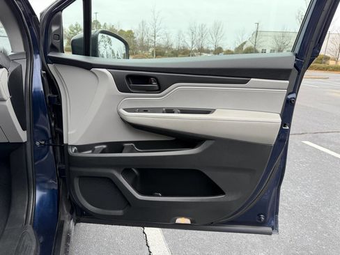 Used 2020 Honda Odyssey EX-L image 21