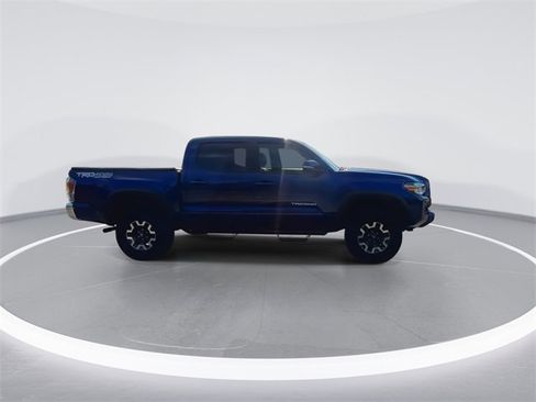 Used 2023 Toyota Tacoma TRD Off-Road image 12