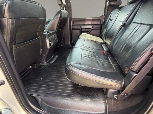 Used 2018 Ford F150 XLT w/ Equipment Group 302A Luxury AWD/4WD image 18