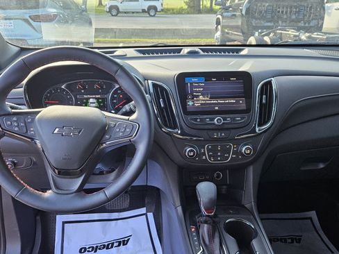 Used 2024 Chevrolet Equinox RS FWD image 12