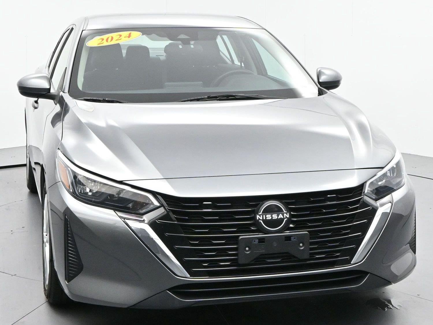 Used 2024 Nissan Sentra S FWD image 2