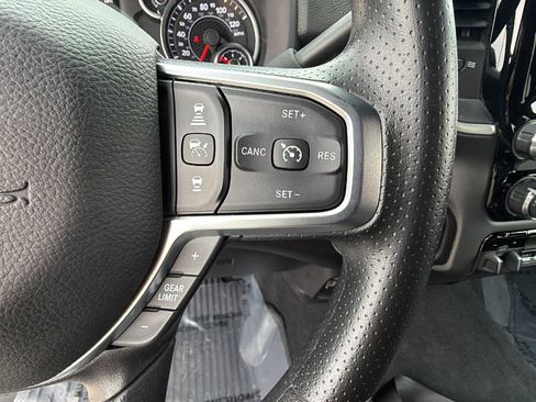 Used 2025 RAM 2500 Big Horn image 28